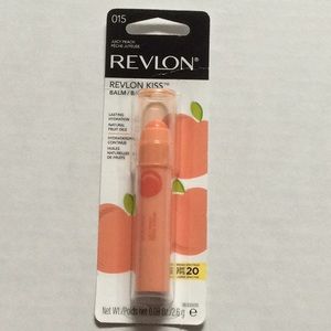 🐶 $4 🐶 Revlon Kiss Lip Balm